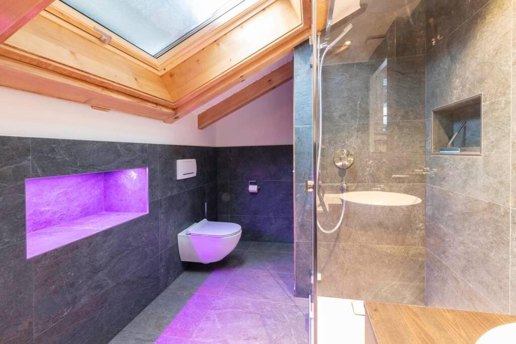 Exklusives Chalet Mit Traumhafter See- Und Bergsicht Seelisberg Exteriér fotografie