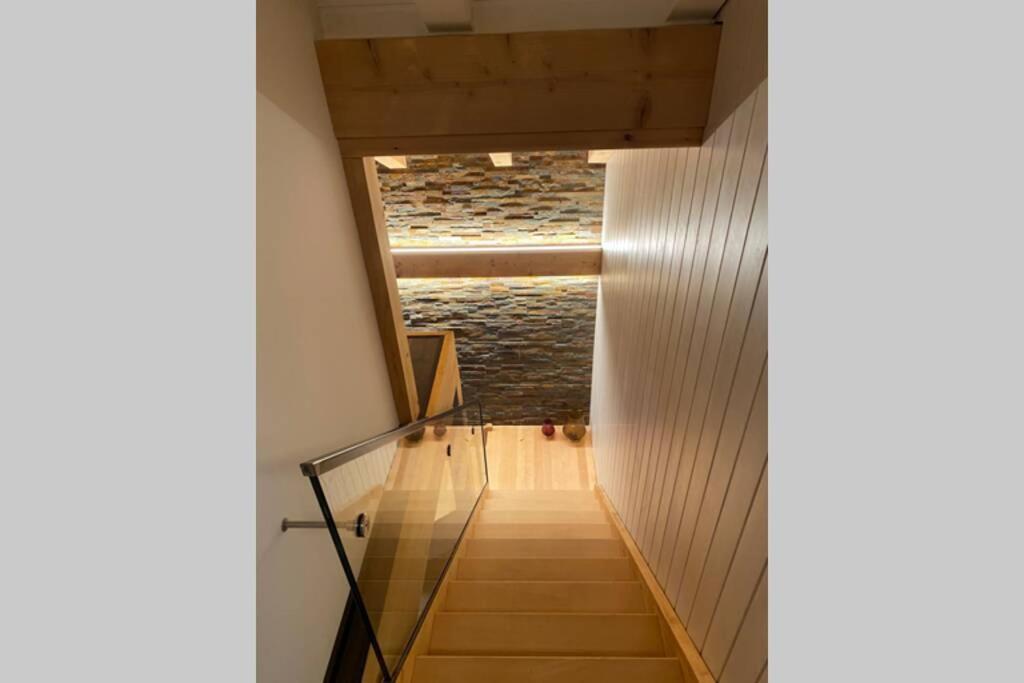 Exklusives Chalet Mit Traumhafter See- Und Bergsicht Seelisberg Exteriér fotografie