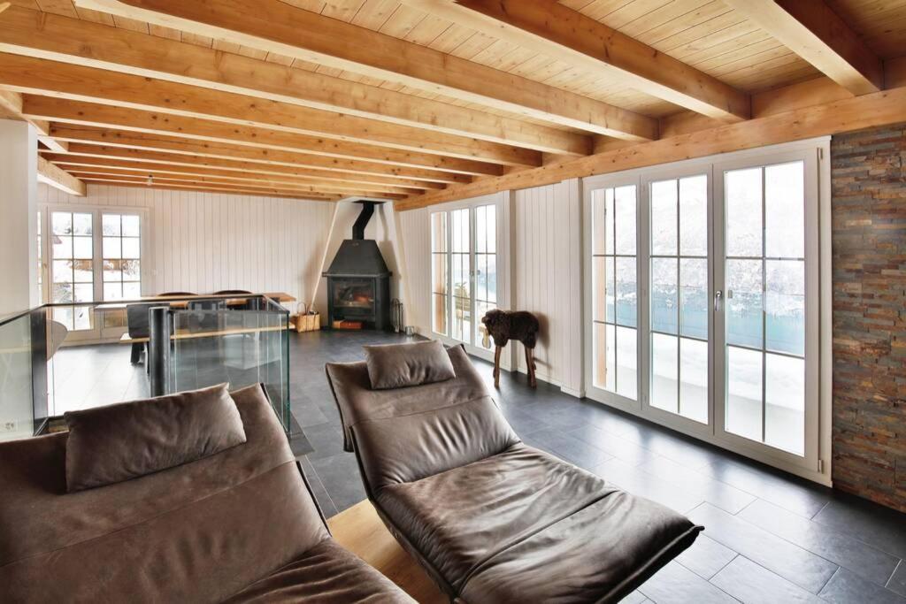 Exklusives Chalet Mit Traumhafter See- Und Bergsicht Seelisberg Exteriér fotografie