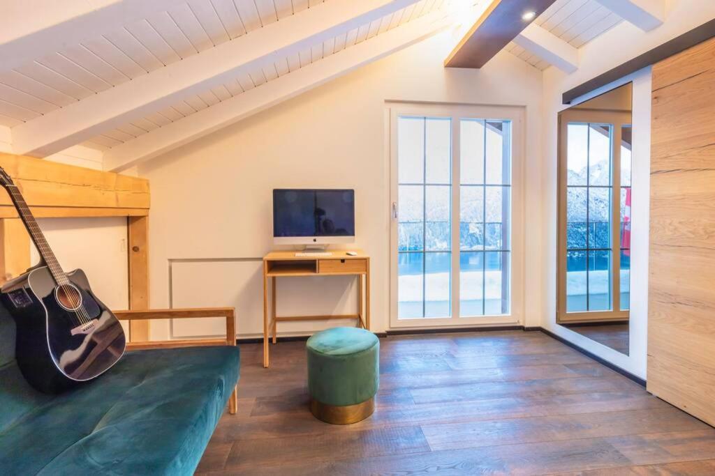 Exklusives Chalet Mit Traumhafter See- Und Bergsicht Seelisberg Exteriér fotografie