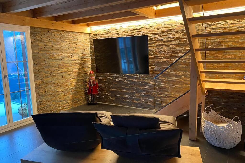 Exklusives Chalet Mit Traumhafter See- Und Bergsicht Seelisberg Exteriér fotografie