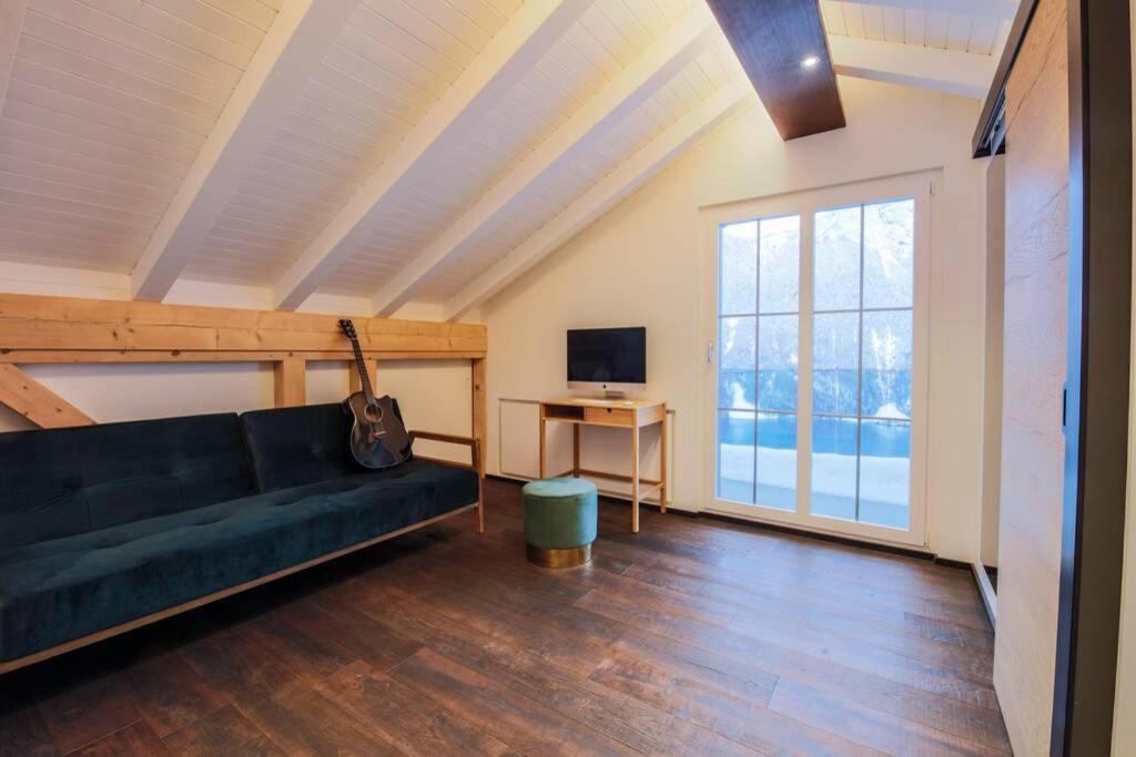 Exklusives Chalet Mit Traumhafter See- Und Bergsicht Seelisberg Exteriér fotografie